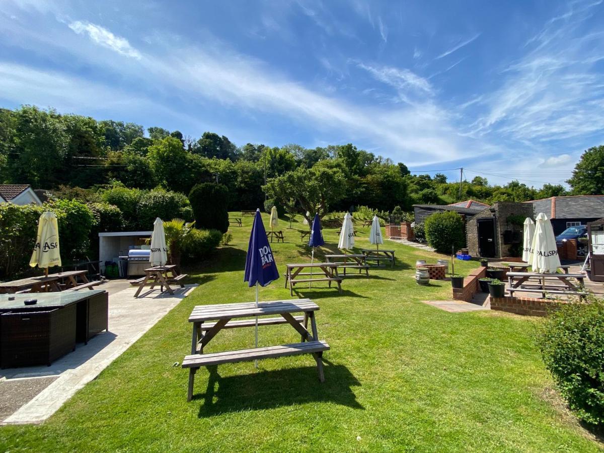 The Lydden Bell Bed & Breakfast Екстериор снимка